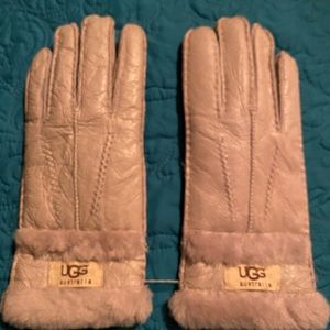 UGG leather gloves